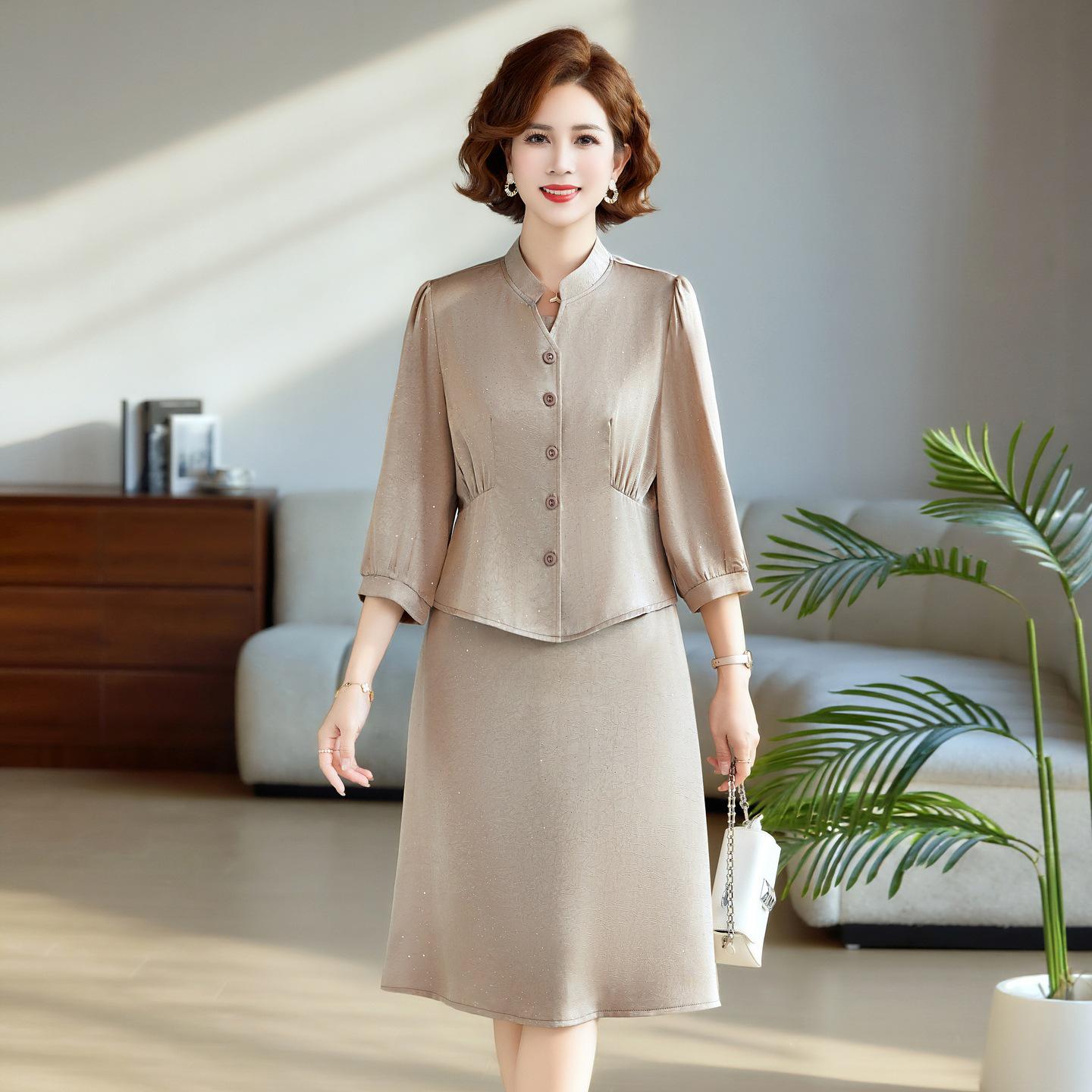 

Chic Spring Two-Piece Dress Set for Middle-Aged and Older Women 4XL (140-155 lbs)