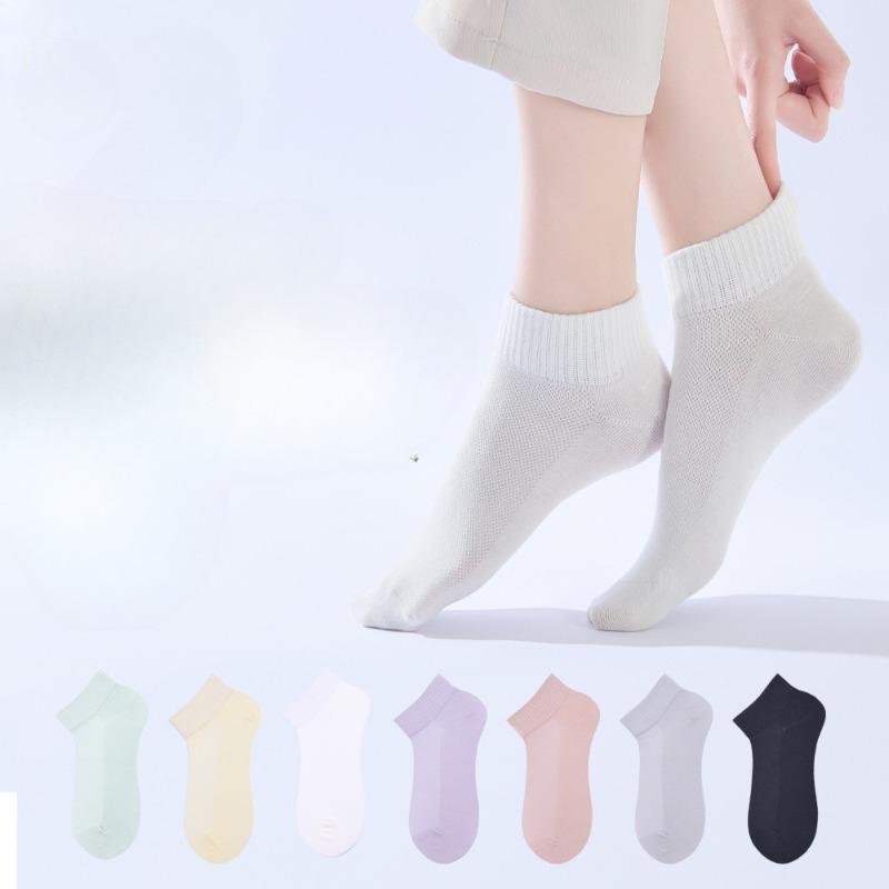 

Socks Women s Summer Thin Section 7A Antibacterial Anti-odour Sweat Absorbent Women s Small White Socks Simple Short Socks Socks Women s Models 1 pair світло-зелений колір