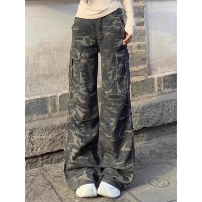 Women's High Waist Cargo Pants Loose Fit Camo Print Wide Leg Denim Pants American Y2K Streetwear Straight Leg Trousers