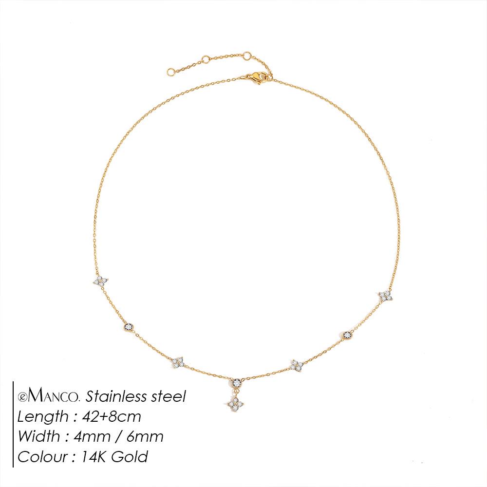 

eManco Women s Luxurious Four-Leaf Clover Gypsophila Necklace