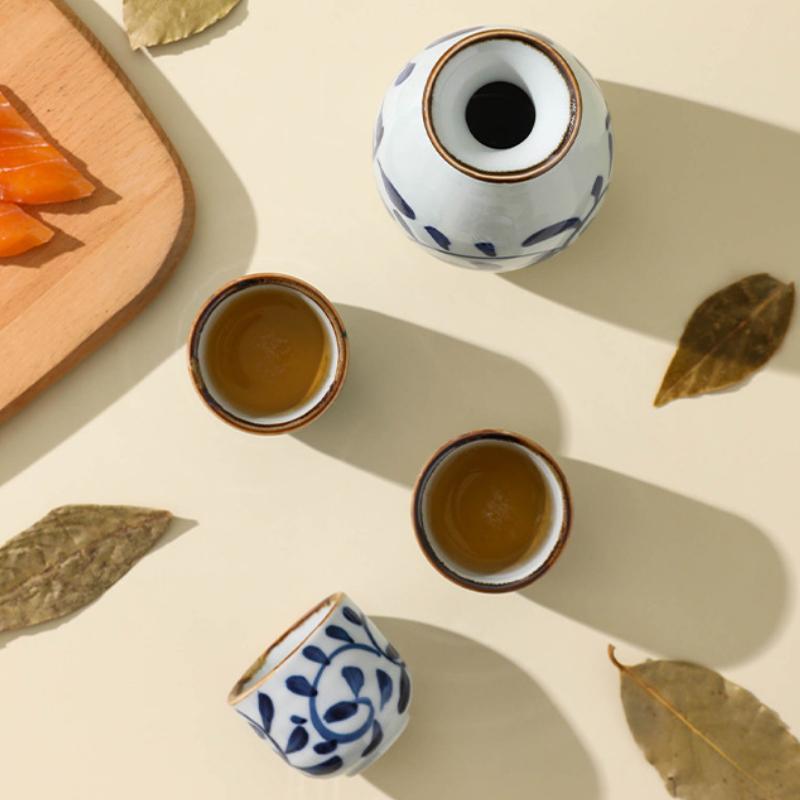 Japanese Sake Pot Kit Hand Painted Underglaze shochu Cup Set Retro Wine Ceramic Two Cups Barware For Gift Bar Sets Accessories