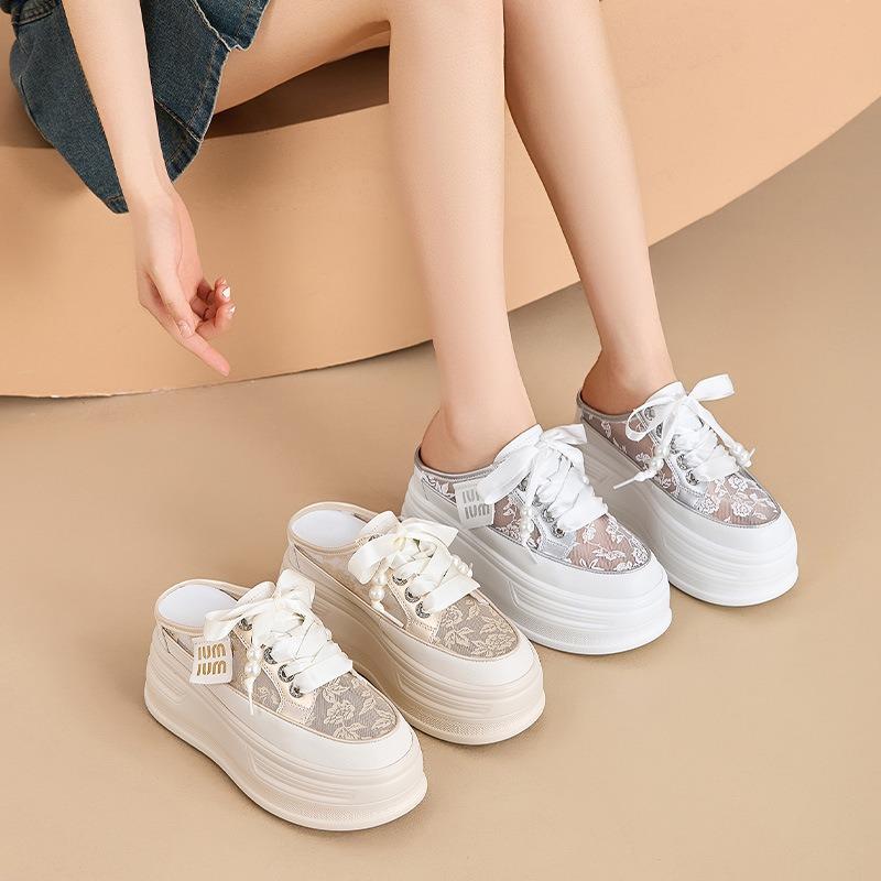Lace platform white shoes women's new summer breathable inner height increase women's shoes are popular today