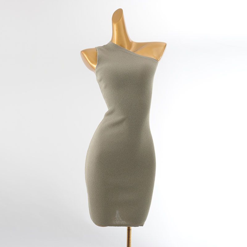 

Halterneck Oblique Shoulder Strap Long Dress for Women 2025 Summer Thin Niche Style Sleeveless Knitting Sheath Dress Green One size