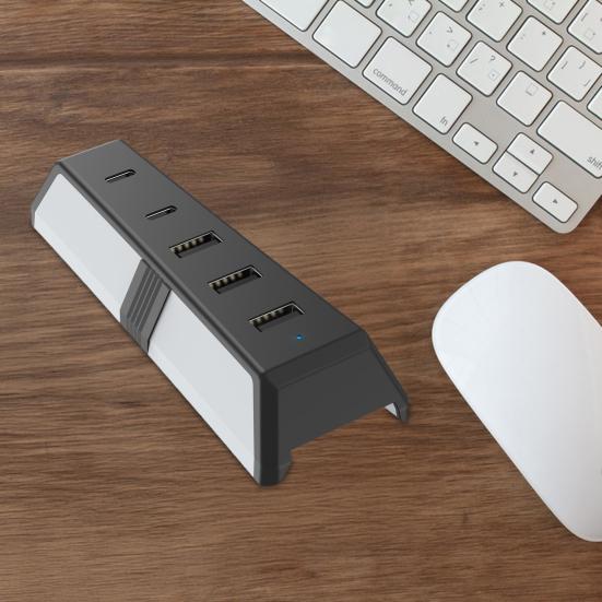 5 Porter Laderadapter USB-hub Rask Dataoverføring Enkel å Bruke Universell Spillkonsoll Type-C 3.1 USB-utvider for PS5 Pro