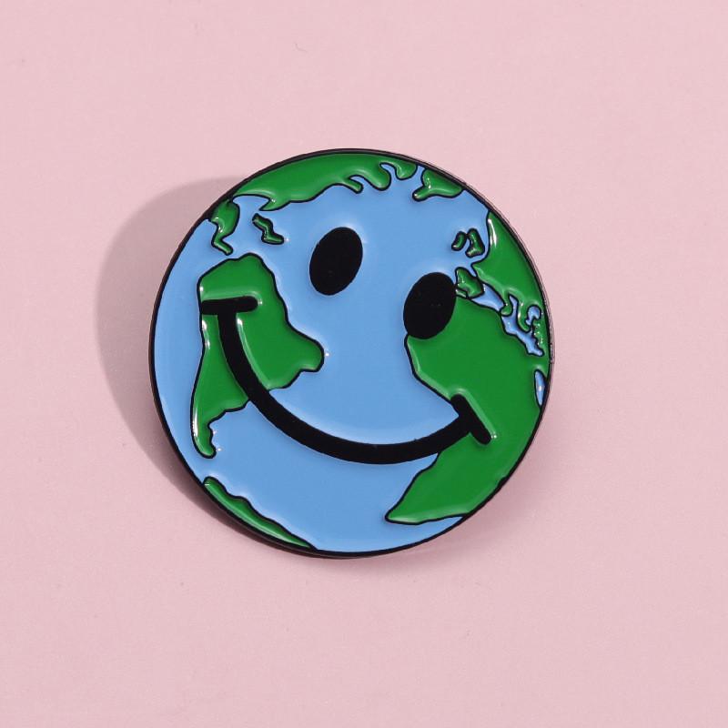 Earth Day Smiley Face Brooch Cute Design Geometric Pin Eye-catching Accessory For All