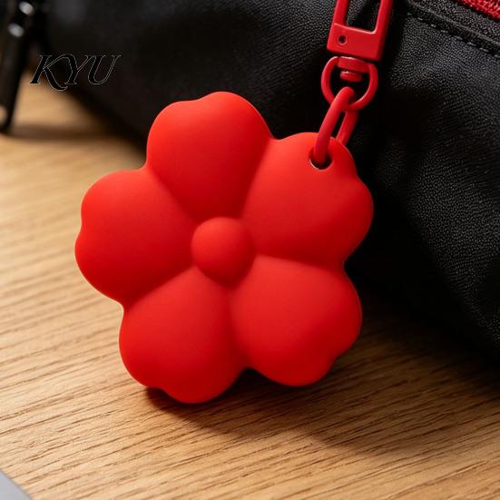 Handbag Hanging Keychain Silicone Flower Lipstick Holder Keychain, Portable Lip Balm Carrier for Pendant Backpack Handbag, Travel Gloss Women