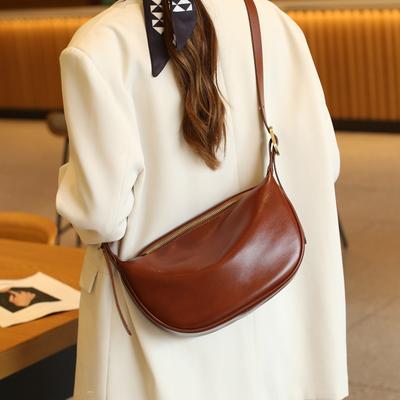 Echtledertasche für Damen, neue Pendlertasche aus Rindsleder für Mädchen, kleine Umhängetasche mit einer Schulter, Unterarmtasche