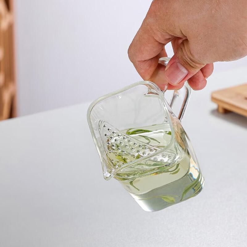 Shangqi Glass Tea Fairness Cup Set with Handle & Strainer, 250ml, 2-Pack