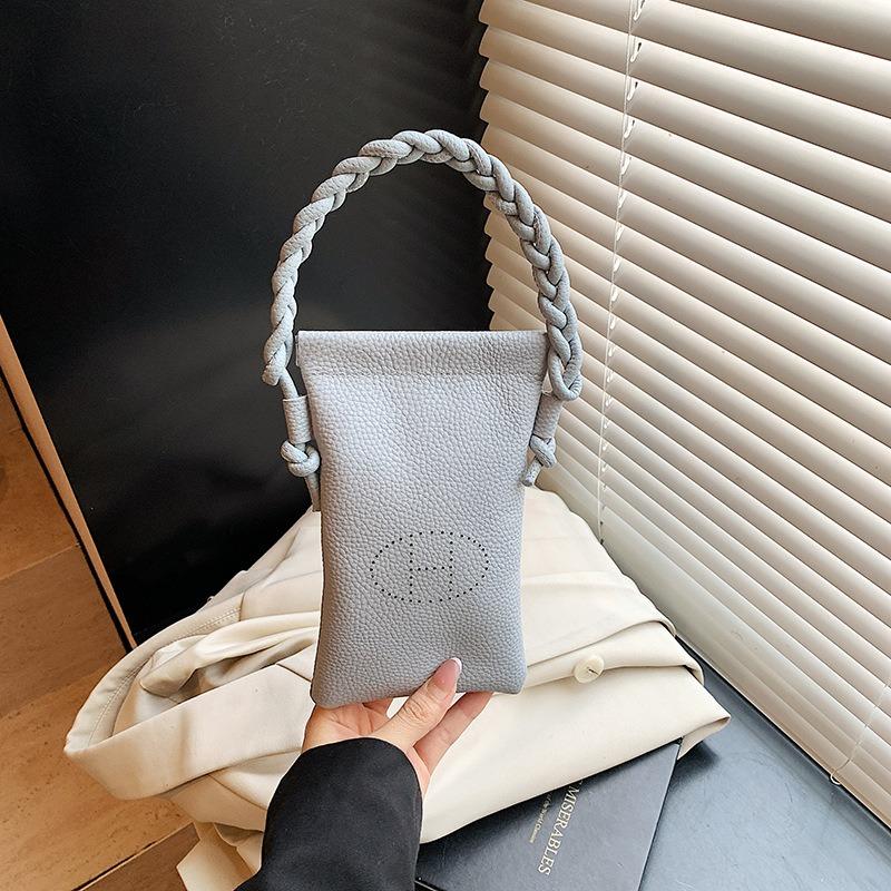 

Light luxury soft leather niche mobile phone bag women s lychee pattern portable shoulder bag new mini change messenger bag синій