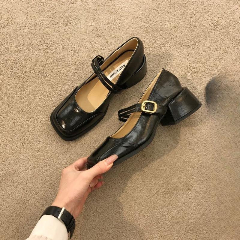 Móda 2024 letní nová móda a pohodlné ležérní mokasíny s hranatou hlavou a mělkou ústy na středním podpatku