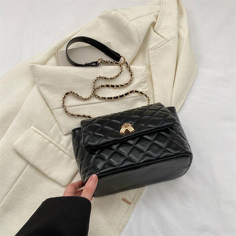 Stylish Pu Leather Ladies Shoulder Bag Summer 2023 Trendy Crossbody Chain Bag