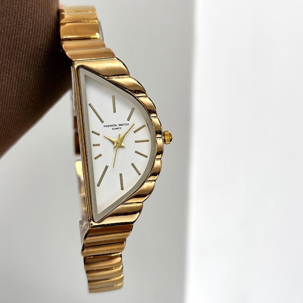 Orologio al quarzo minimalista da donna con funzione impermeabile per uso casual