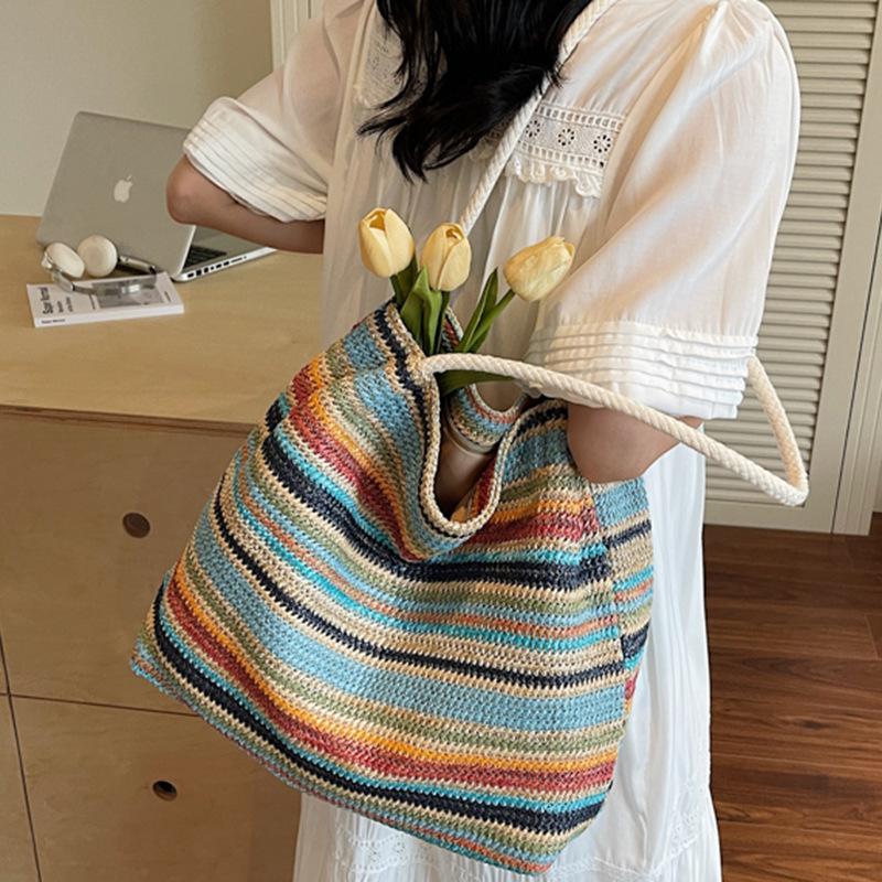 New Korean Version of Literary Beach Underarm Shoulder Bag Women's Contrasting Colors Fashion Trend Straw Woven Large-capacity Woven Tote Bag