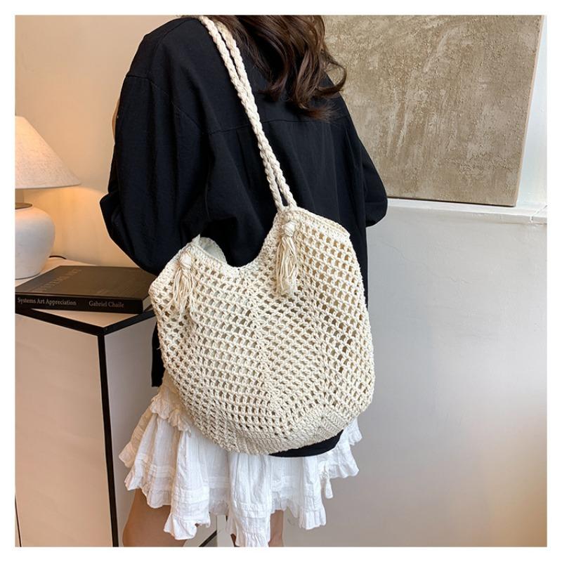 Hollow Tassel Straw Woven Bag Women's Handwoven Bag Large Capacity Tote Bag Casual Women's Shoulder Vacation Bag
