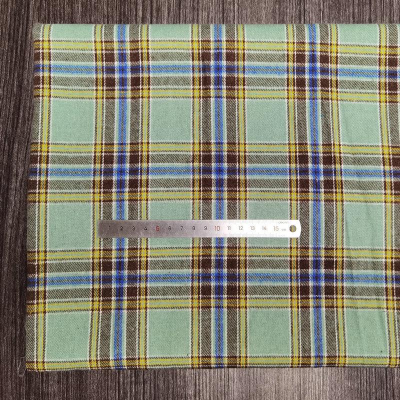 Spot Color-Woven Plaid Jacquard Fabric for Children's Autumn/Winter Brushed Polyester-Cotton Shirts