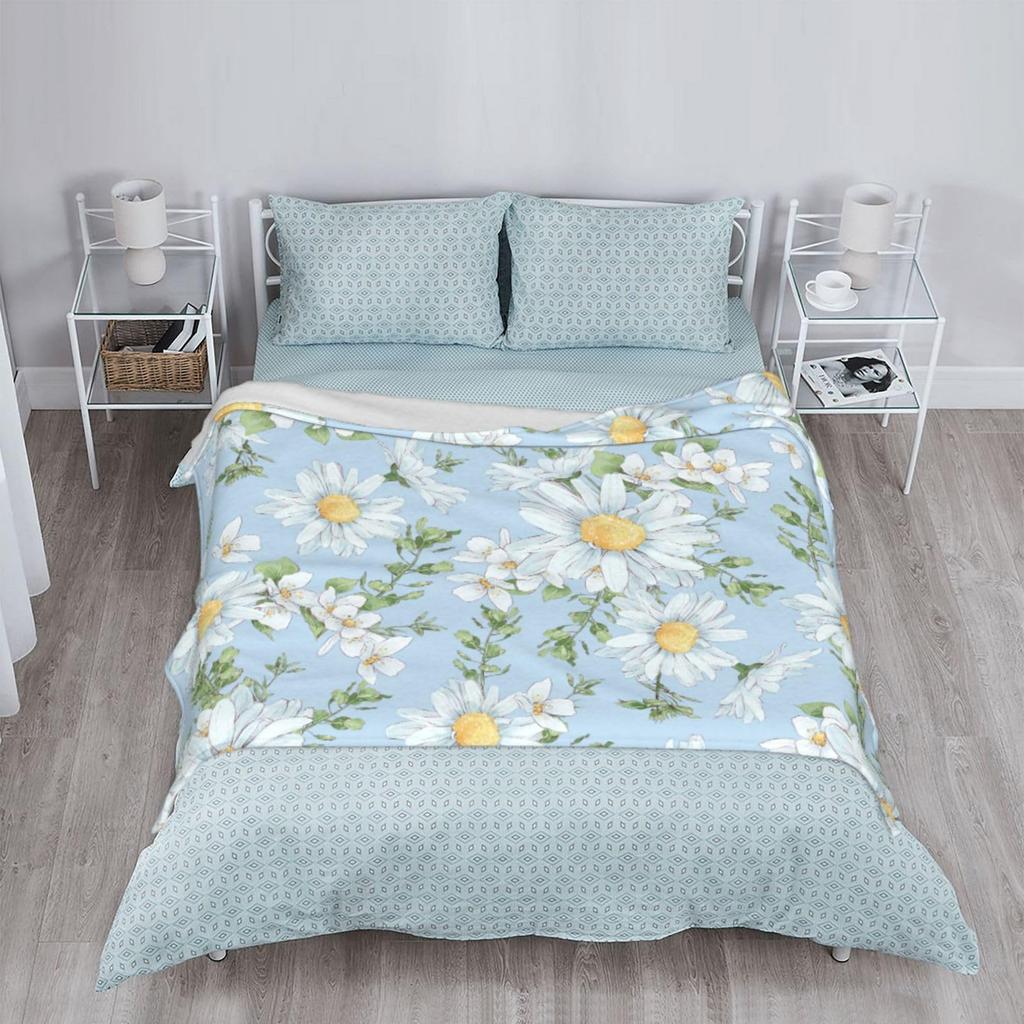 VIKAMA Healing Daisy Blanket White Flowers Green Plants Print Cozy Decor for Bedroom Sofa Naps Machine Washable