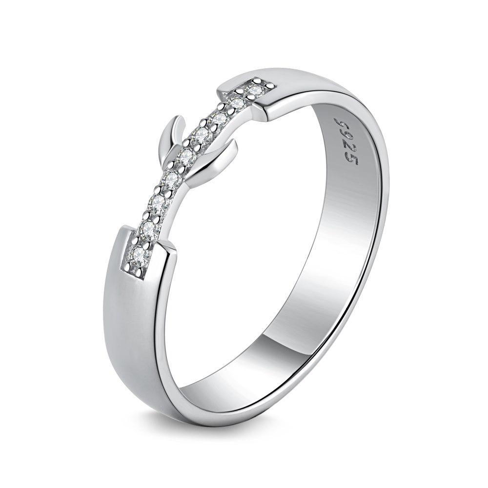 

Christmas Series S925 Sterling Silver Ring with Micro Zirconia - Japanese & Korean Style, Elegant and Versatile for Autumn/Winter Size 6