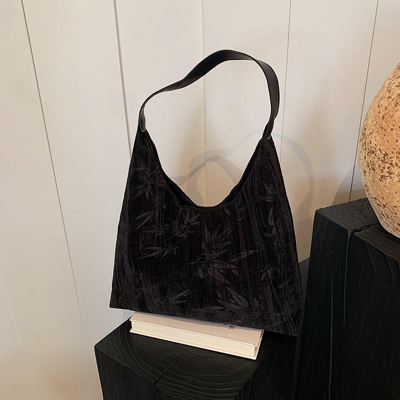 

2024 новая популярная модная простая сумка через подмышку, большая вместительная сумка-тоут для поездок на работу, повседневная сумка через плечо с индивидуальным темпераментом чёрный