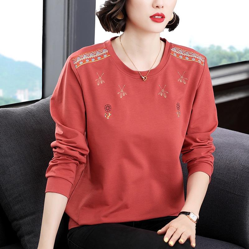 

Autumn New Fashion Style Age-reducing Loose Women s Embroidered Long-sleeved Bottoming Shirt Women s Top 4XL червоний
