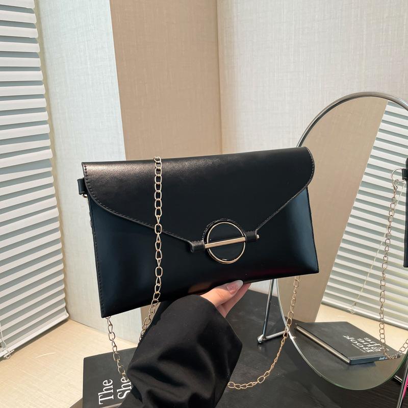 Handbag Women's 2025 New Trendy Korean Version Crossbody Bag Shoulder Chain Small Bag Versatile Personalized Fashion Envelope Bag