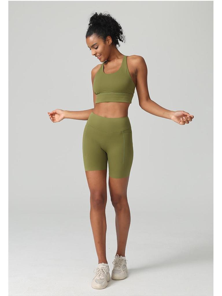 2025 High Support Lycra Sports Bra with Removable Pads and Cross Back Design for Yoga Fitness