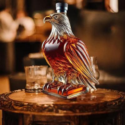 Eagle Wine Decanter Glass Eagle Liquor Bottle Long-Term Flavor Preservation Elegant Decorative Bottle Unique Gift for Men Dad Husband