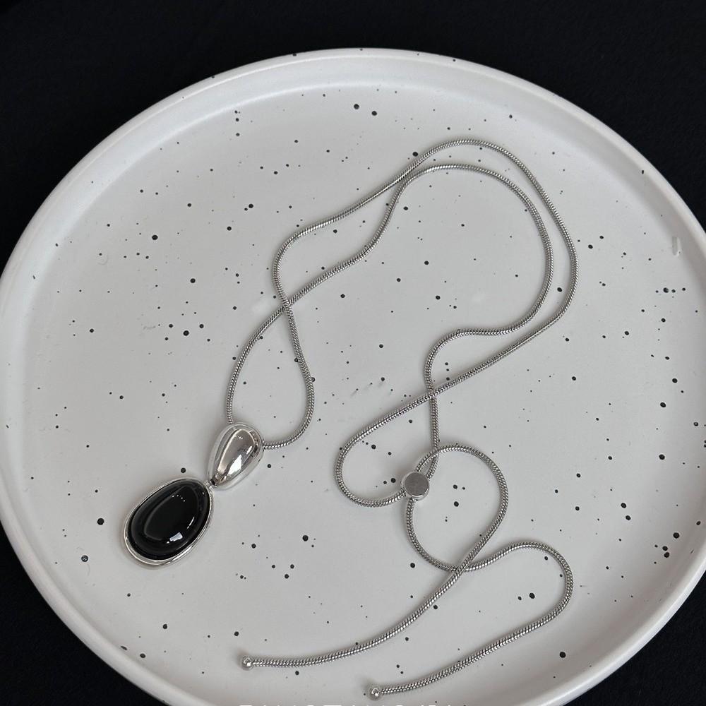 Black Color Water Drop Pendant Necklace Adjustable Sweater Chain for Women