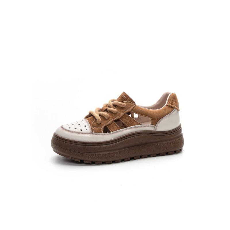 New Thick-soled Sandals Comfortable Soft Leather Casual Single Shoes Nurse's Cutout Shoes