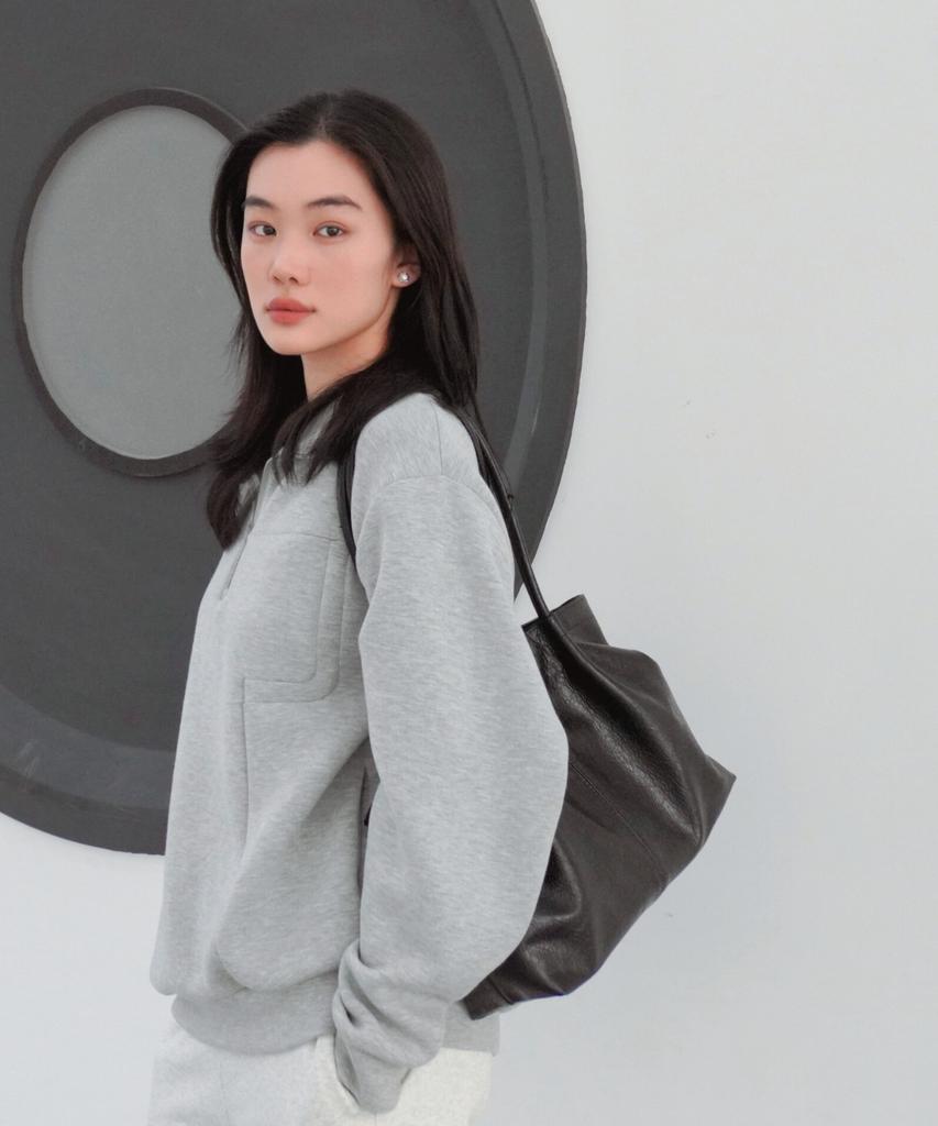 Phoenix Origin Cracked Shirring Shoulder Bag - Black