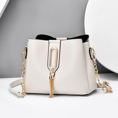 Fashion Women Bucket Crossbody Bag Vintage Tassel Designer Messenger Bag High Quality PU Leather Shoulder Bag Simple Handbag