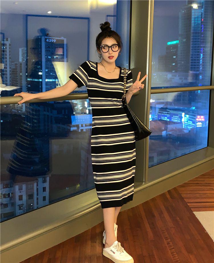 Women's Square Neck Retro Striped Knit Dress - Slim Fit, Midi Pencil Skirt, Cinched Waist, Figure-Flattering for Summer