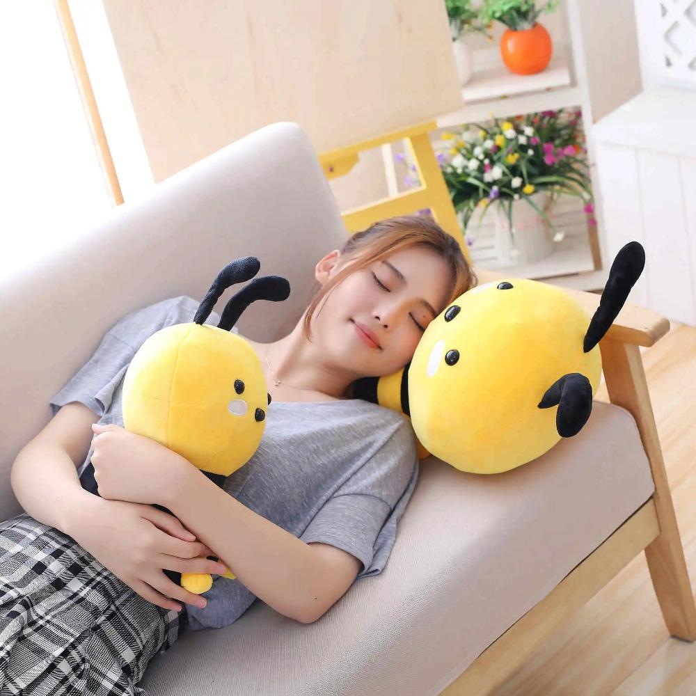 Cute Bee With Wings Plush Toys Lovely Stuffed Animal Dolls For Children Baby Birthday Home Decoration Christmas Gifts