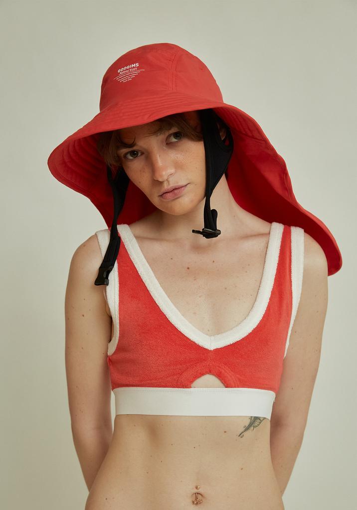 Gugimseukeompeoni 766_Rd Surfing Hat Wide Cover Pro