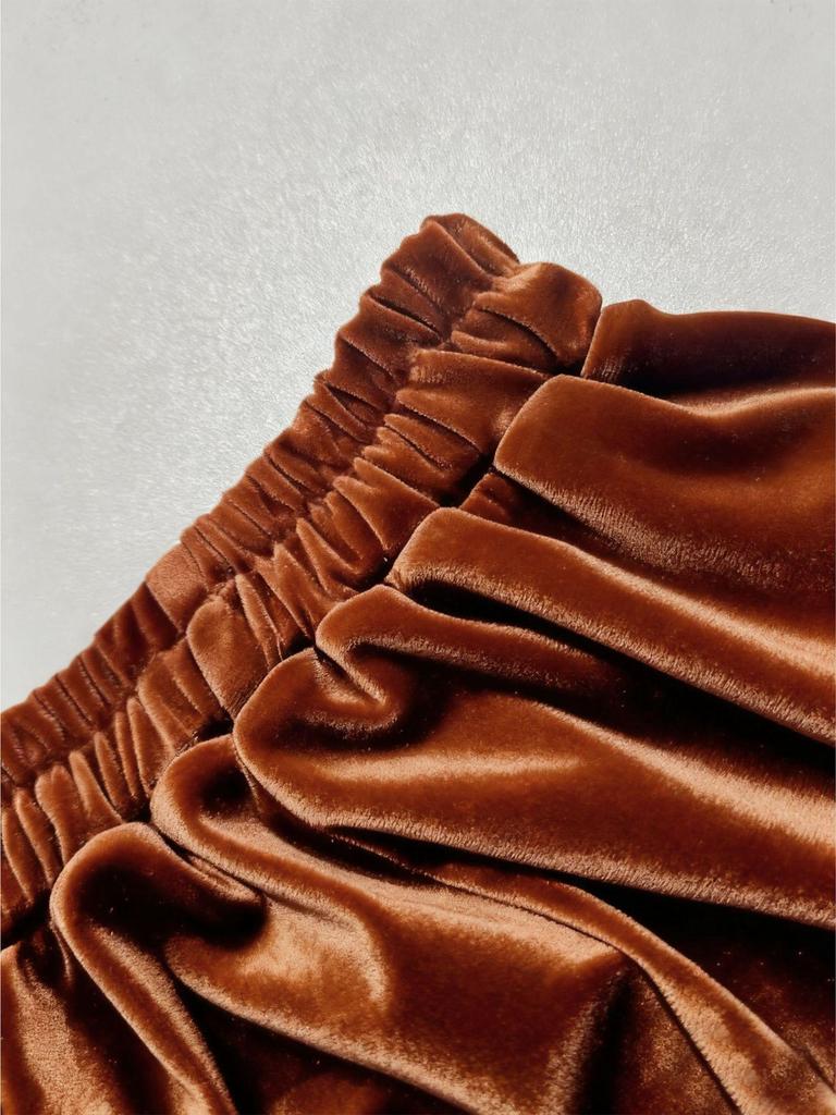 Jupe Rétro Volants Velours Doré Grande Taille Automne/Hiver 2025 - Style Européen & Américain pour Femmes
