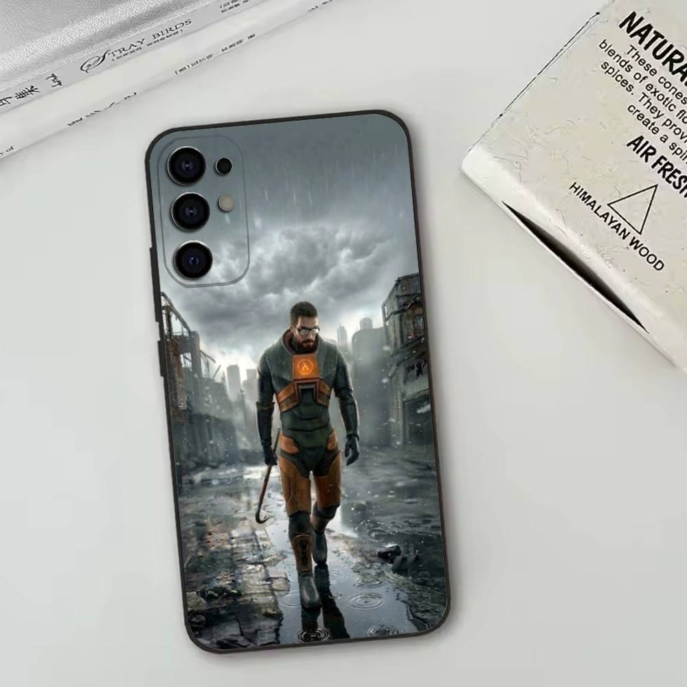 Half-Life   Phone Case For Samsung S25,S24,S21,S22,S23,S30,Ultra,S20,Plus,Fe,Lite,Note,10,Black Cover