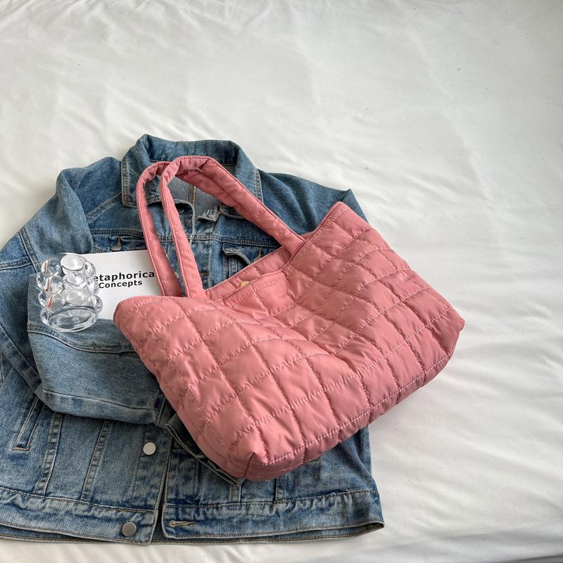 Damen Polyester Große Kapazität Schultertasche Koreanischer Stil Lässig Crossbody Tragetasche Mode Pendler Handtasche