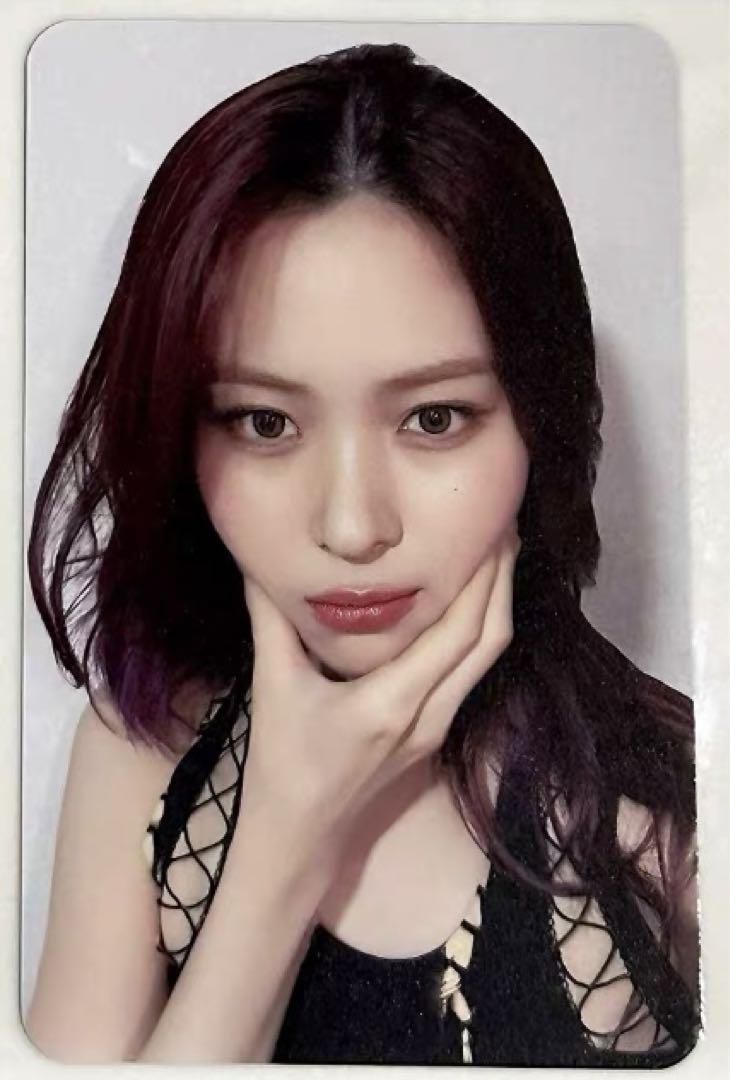 

[USED] ITZY Ryujin GWBG Makestar Autograph Session Winners Limited Edition (80) Trading Card