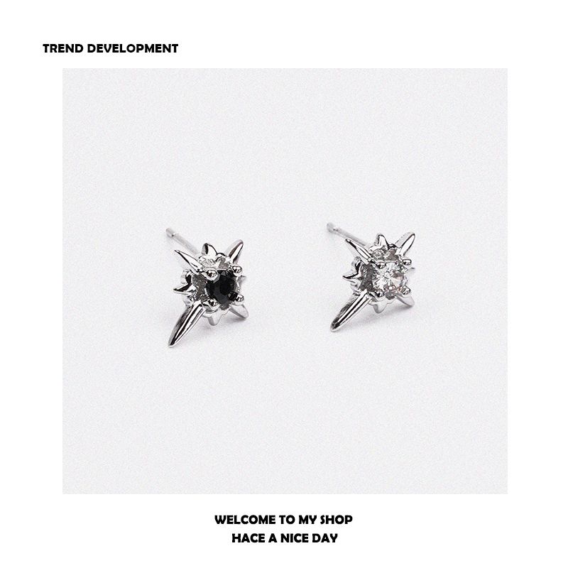 

Black and White 925 Sterling Silver Inlaid Zircon High Street Auricular Needle Black and white, black one.