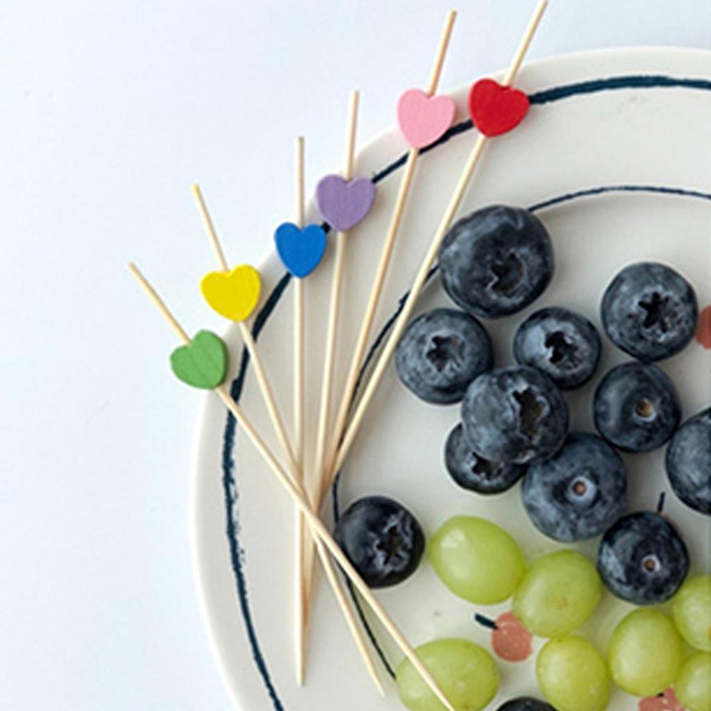 100 Pezzi Spiedini Usa e Getta per Cibo Stuzzicadenti Legno Buffet Cupcake Frutta Forchetta Festa Torta Dessert Insalata Bastoncino a Forma di Cuore