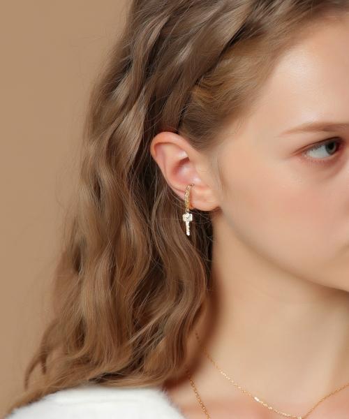 Bonbeau Mini Pendant Twist Ring Ear Cuff Gold Pendant Drop Twist Ring Ear Cuff
