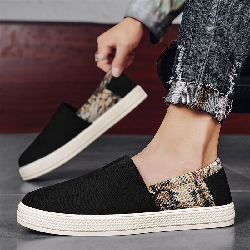 Fashion Men's Shoes Spring Canvas Breathable Loafers Lightweight Men's Flat Bottom Work Comfortable Casual Cloth Shoes Sneakers Men