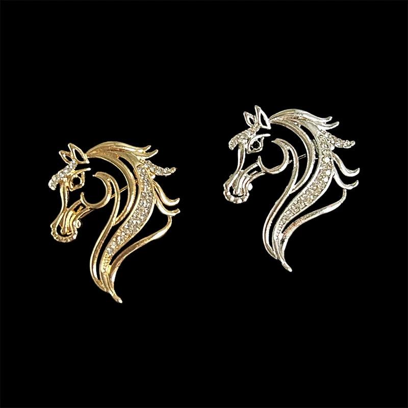 1Pc Pin Fashion Horse Brooch Temperament Clothing Decoration Minimalist fashion Hollow Zinc Alloy