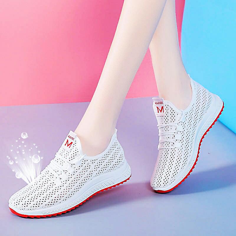 Old Beijing Women's Flat Soft Sole Casual Mesh Dance Sneakers