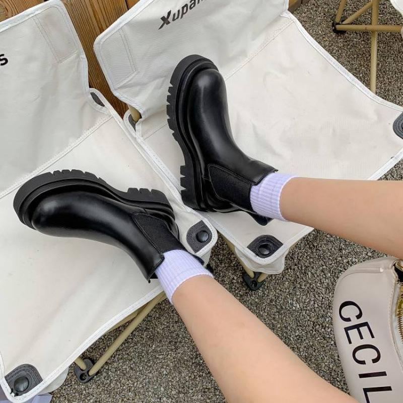 Autumn and winter round head solid color large size medium boots medium heel thick-soled leather boots sleeve non-slip women's boots new Martin boots