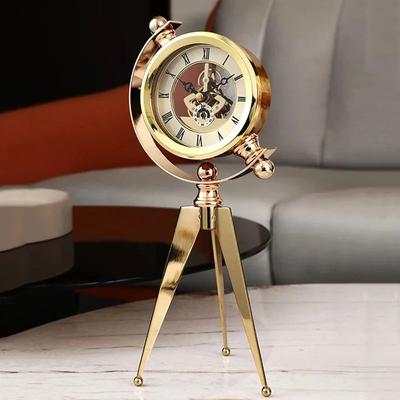 Moderní stolní hodiny Zlaté Kreativní Elegantní Stolní hodiny Luxusní Obývací pokoj Kancelář Stolní Retro Dekorace Minimalistické Křemenné Digitální Stolní hodiny