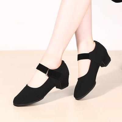 Professional Latin Dance Shoes Women Softsoled Ballroom Dance Shoes Black with Heels Teacher Body Training Shoes Square Dance Shoes