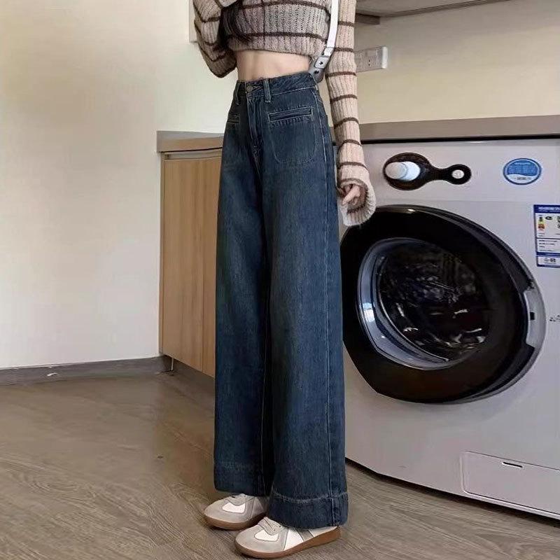 Plus Size High-Waisted Retro Wide-Leg Jeans for Women with Front Patch Pockets S