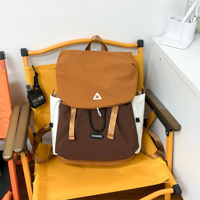 2025 new travel and leisure backpack, personalized trend, fashionable large-capacity backpack, women's light going out commuter bag