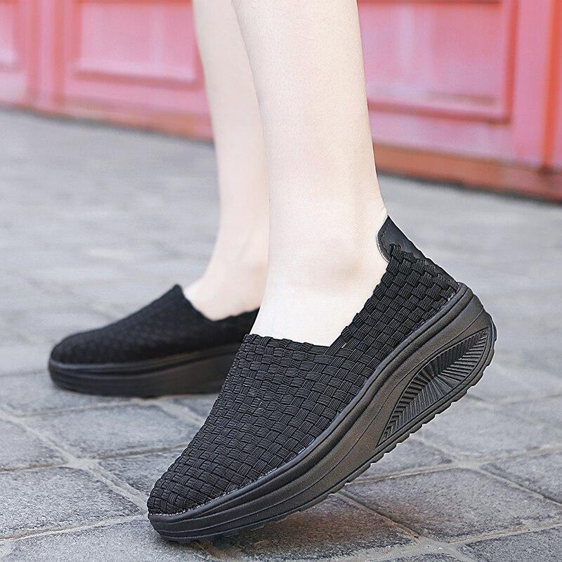 Sommerhöhe zunehmende Zopf-Strand-faule Schuhe Frauen-beiläufige Webart-weiche Beleg-auf Plattform-Loafer mit dicker Sohle