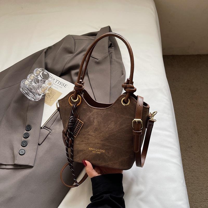 Handbag Women's Korean Version Ins Fashion Messenger Bucket Bag 2025 Autumn New Simple High-value Shoulder Women's Bag